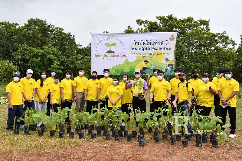 20210526-Tree planting dayt-083.JPG